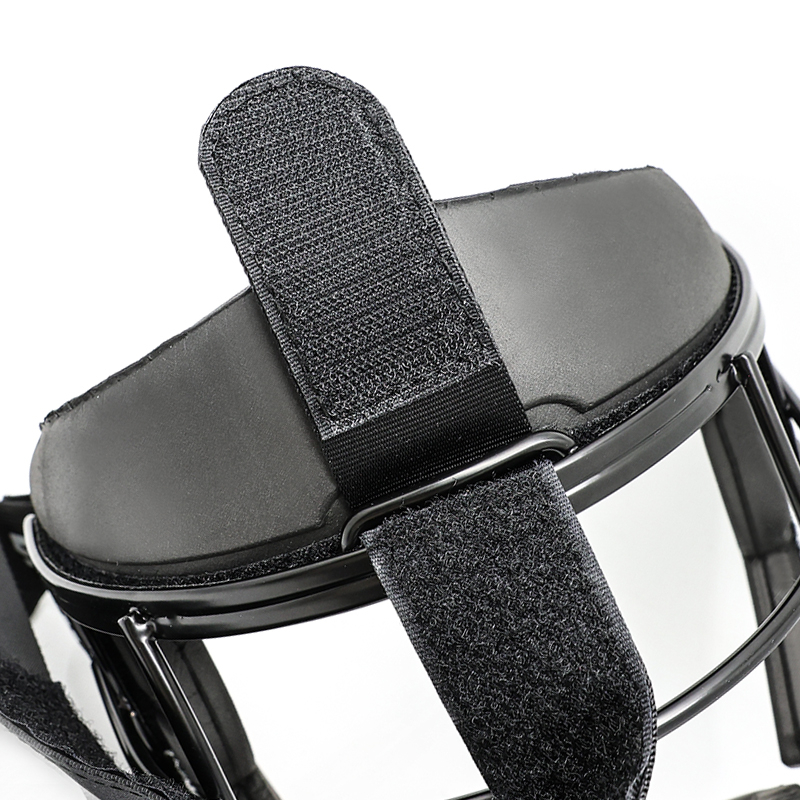 Ruostumattomasta teräksestä valmistettu kenttäkiekko Full Face Mask kulmiin